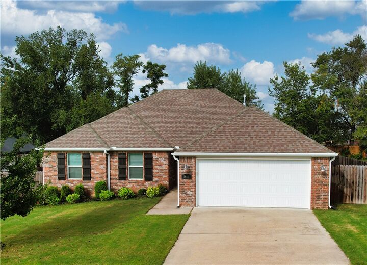 1604 11th Place  Rogers AR 72756 photo