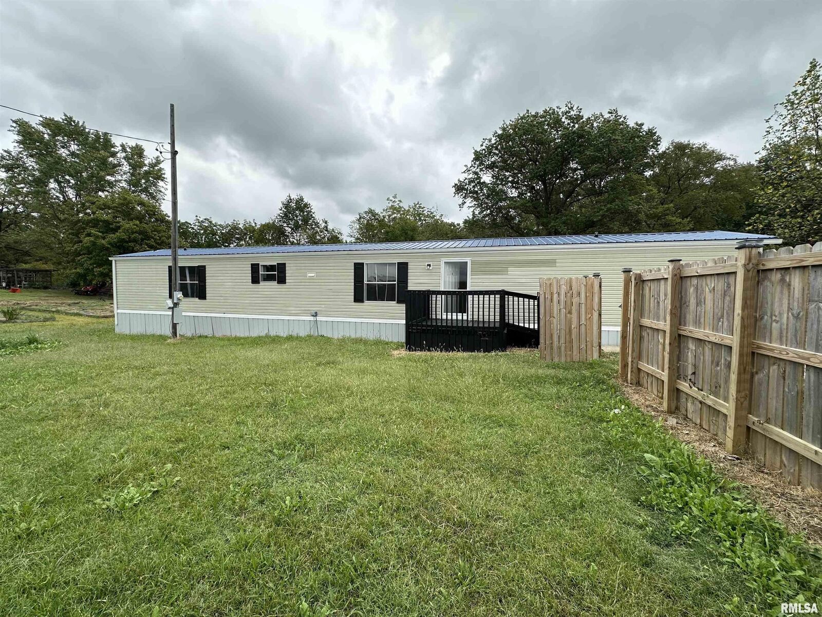Property Photo:  324 S Main Street  IL 62836 