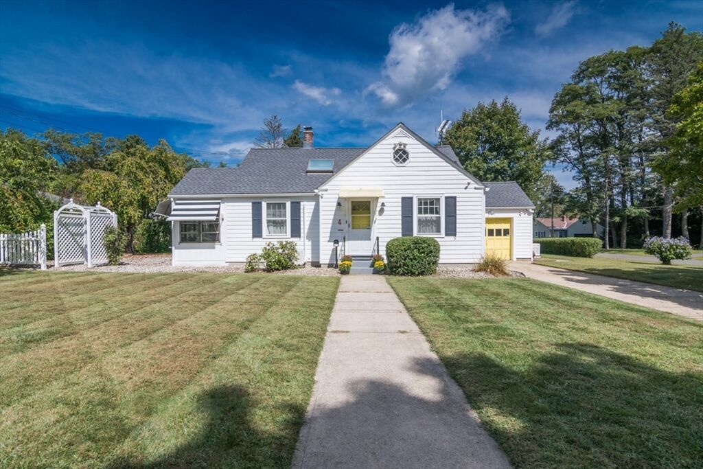 Property Photo:  4 Gleason Rd  MA 01060 