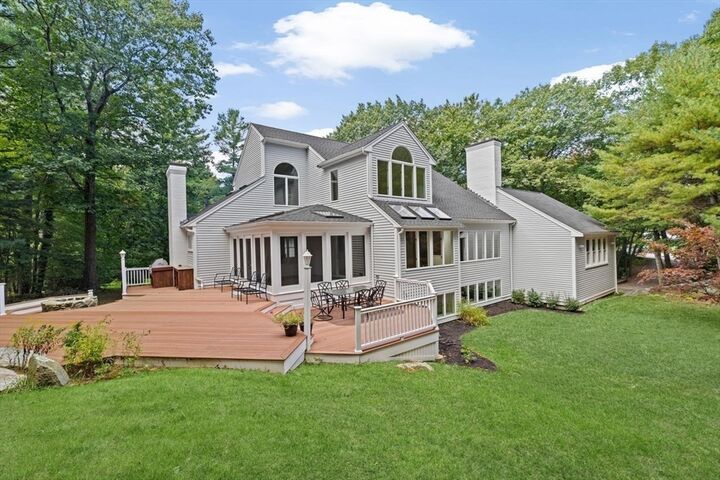 29 Heather Dr  Cohasset MA 02025 photo