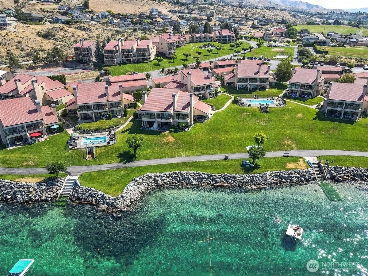 Property Photo: 100 Lake Chelan Shores Drive 3-6 WA 98816