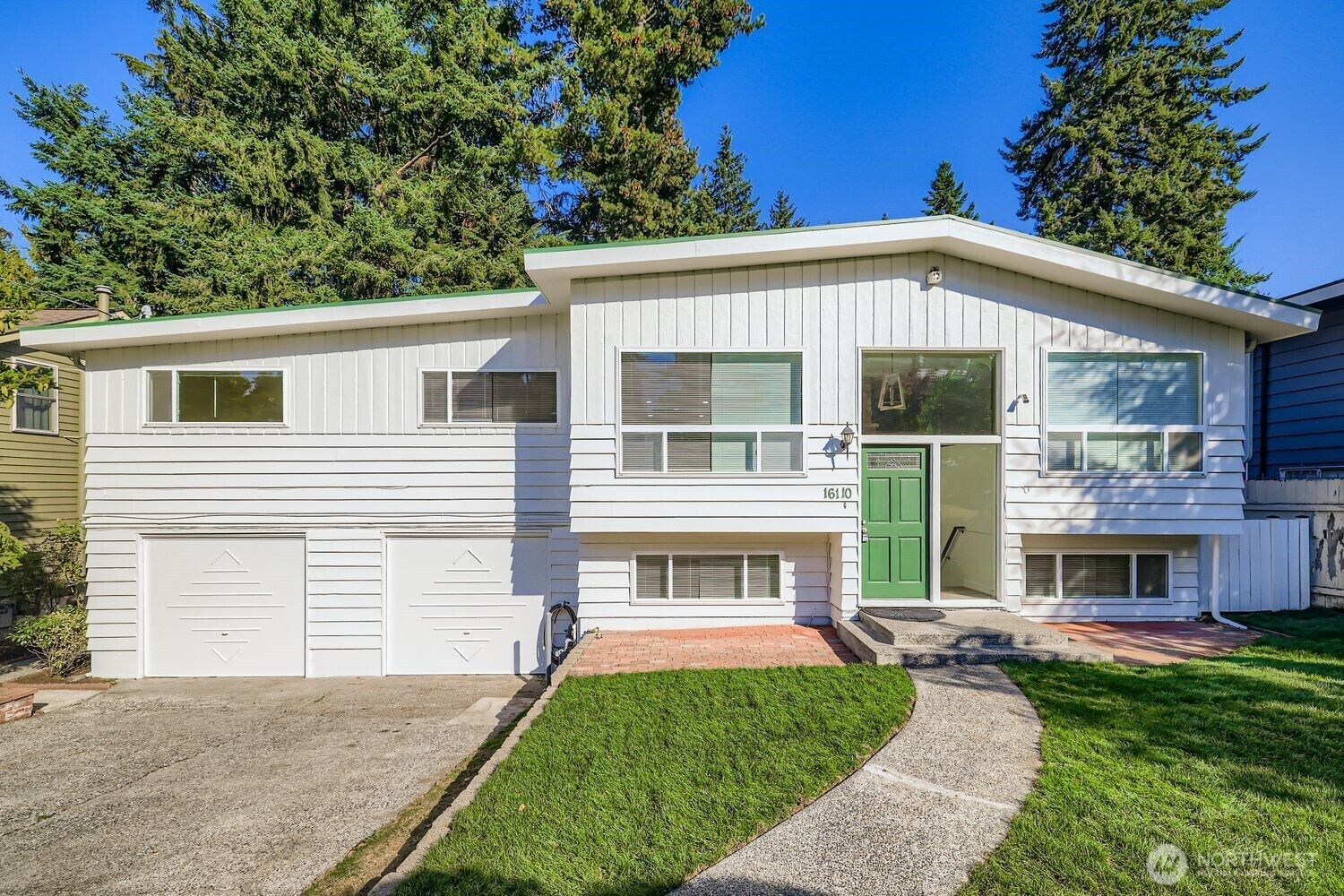 Property Photo:  16110  Evanston Ave N  WA 98133 