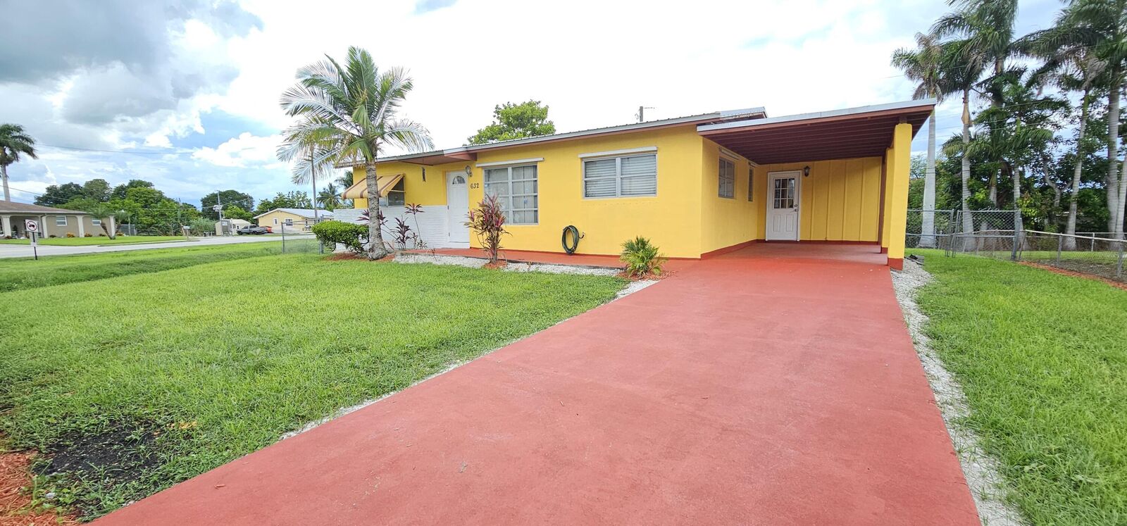 Property Photo:  632 SW 13th Street  FL 33430 