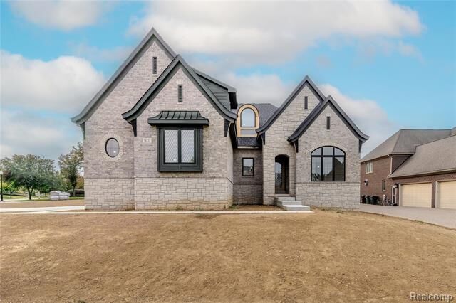 Property Photo:  54237 Trieste Court  MI 48316 