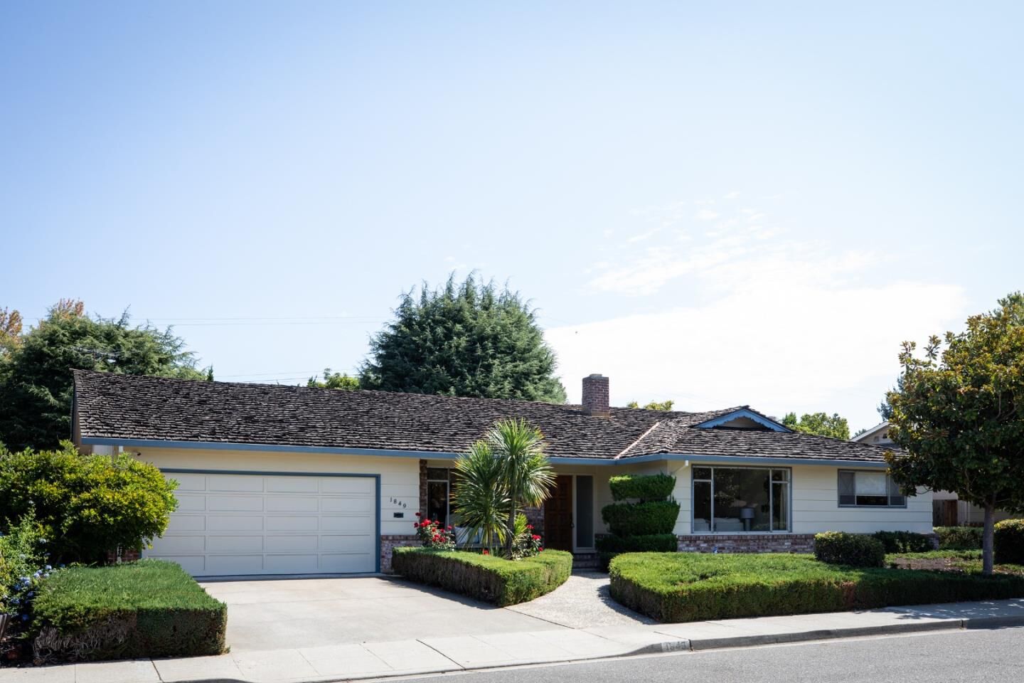 Property Photo:  1849 Fordham Way  CA 94040 
