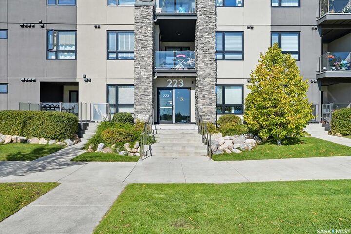 Property Photo:  223 Evergreen Square 111  SK S7W 0W2 