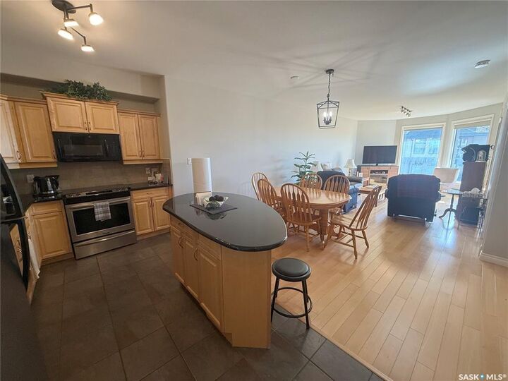 Property Photo: 615 Saskatchewan Crescent W 307 SK S7M 0A5