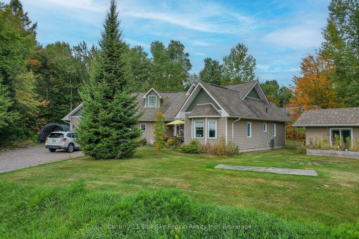 Property Photo:  200 Memorial Drive E  ON P0H 1Z0 