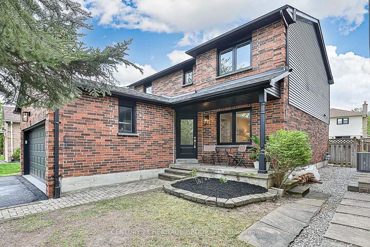 Property Photo:  35 Buchanan Crescent  ON L4G 5K4 