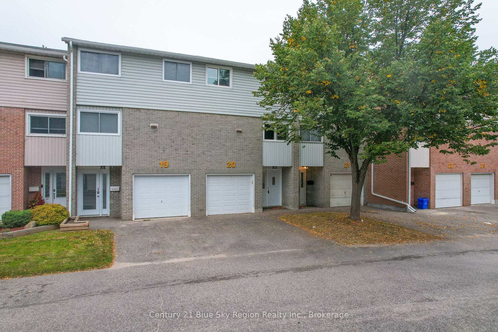 Property Photo:  644 Lakeshore Drive 20  ON P1A 3N6 