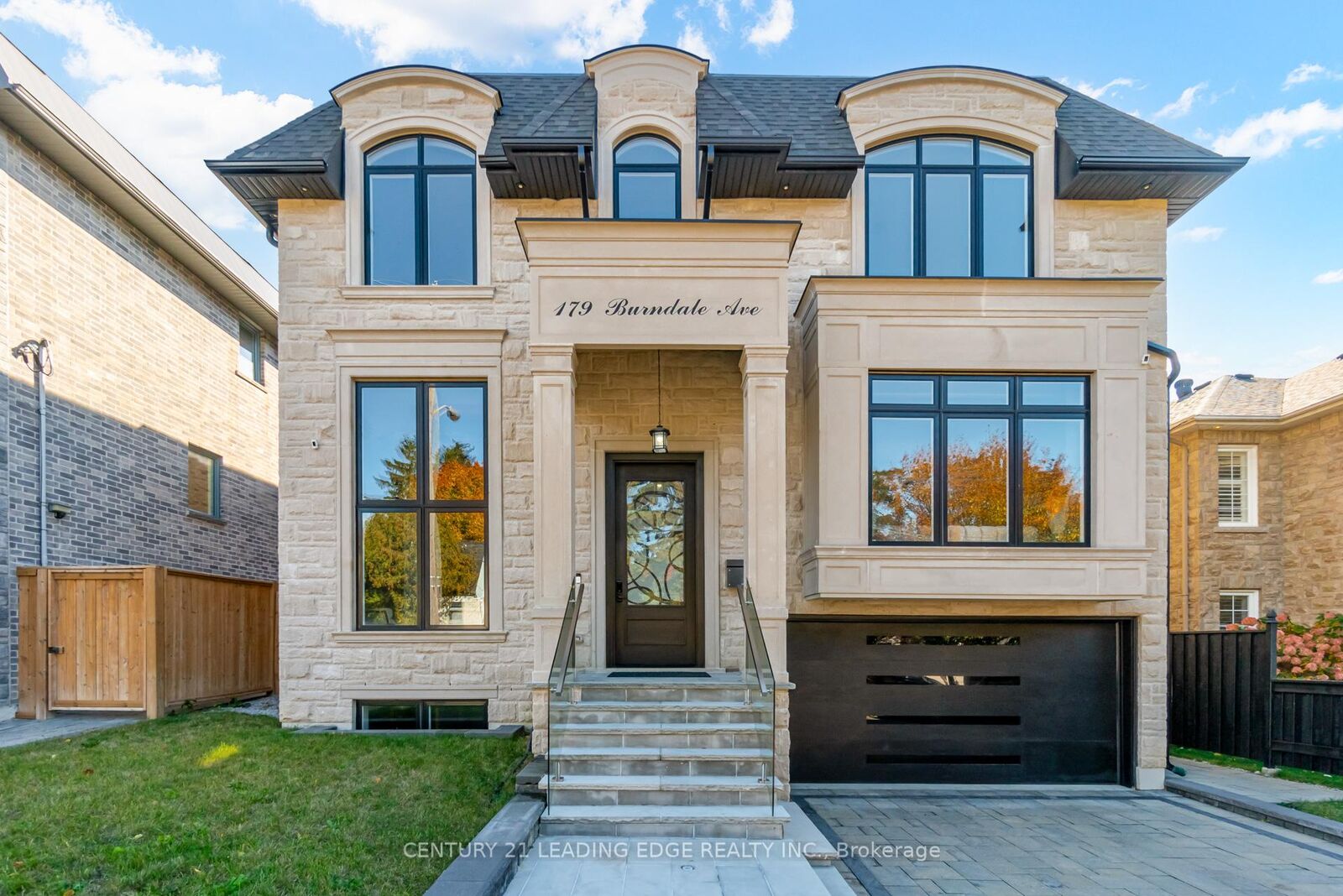 Property Photo:  179 Burndale Avenue  ON M2N 1T1 