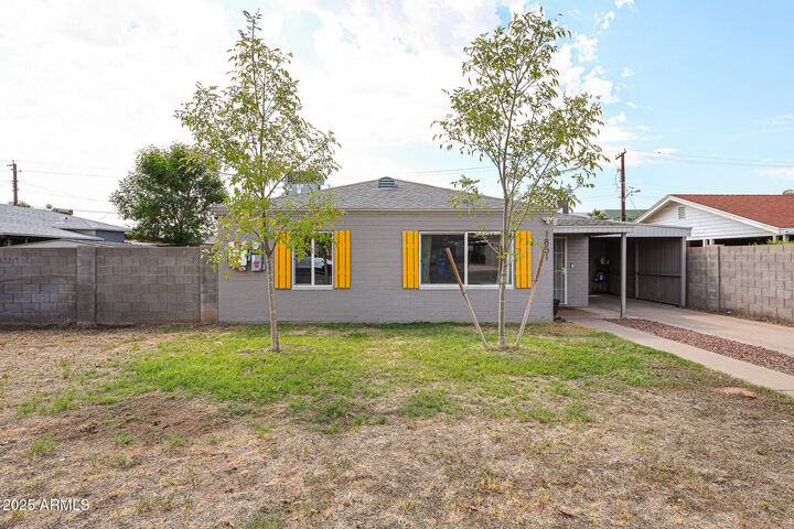Property Photo:  1851 E Avalon Drive  AZ 85016 