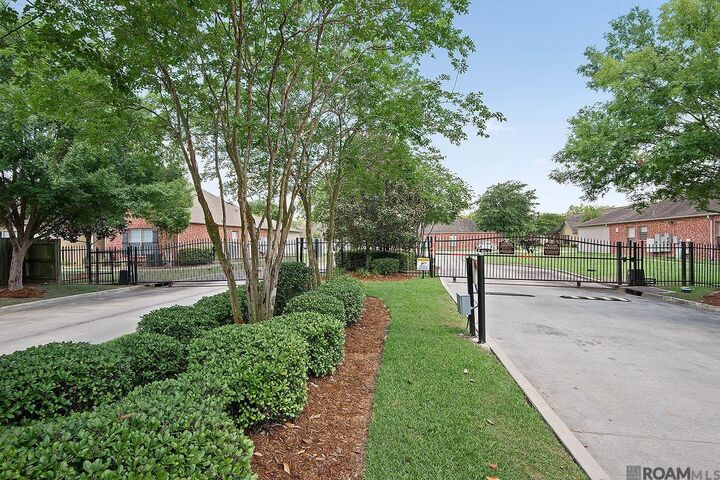 Property Photo: 809 Summer Breeze Dr #903 LA 70810