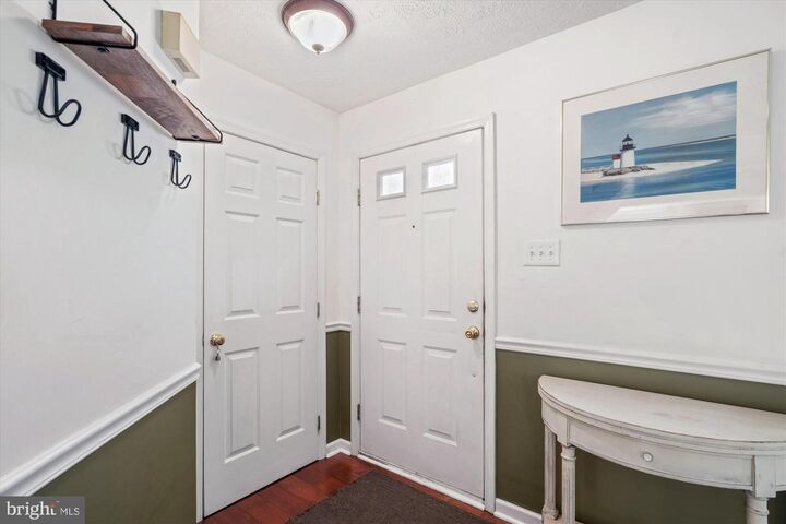 Property Photo: 6641 Cambria Terrace MD 21075