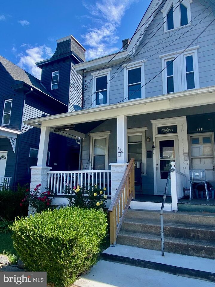 Property Photo:  146 Seventh Street  NJ 08079 