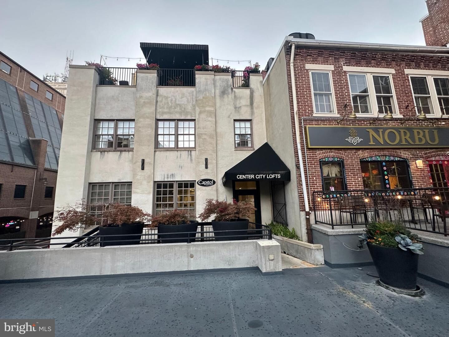 Property Photo: 25 E Grant Street 202 E 202 PA 17602