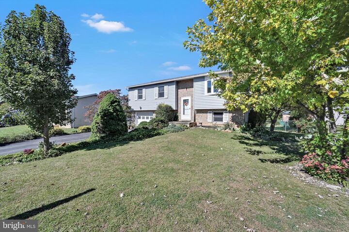 1105 Showers Lane  Reading PA 19605 photo