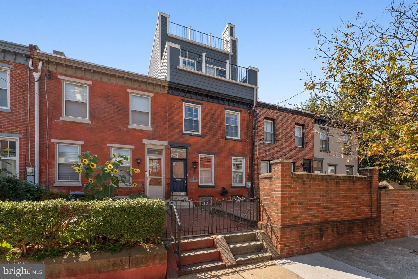 Property Photo:  2246 Bainbridge Street  PA 19146 