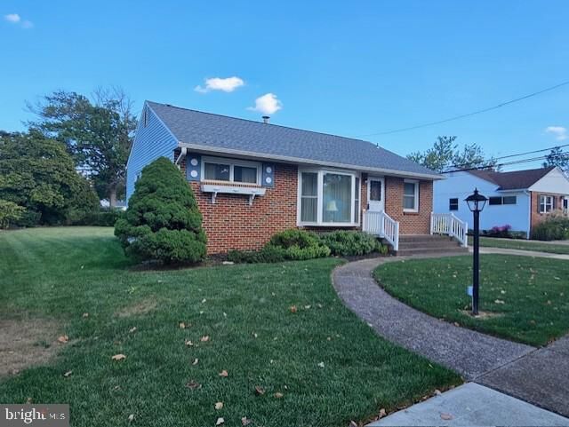 Property Photo:  1719 Locust Street  PA 17070 