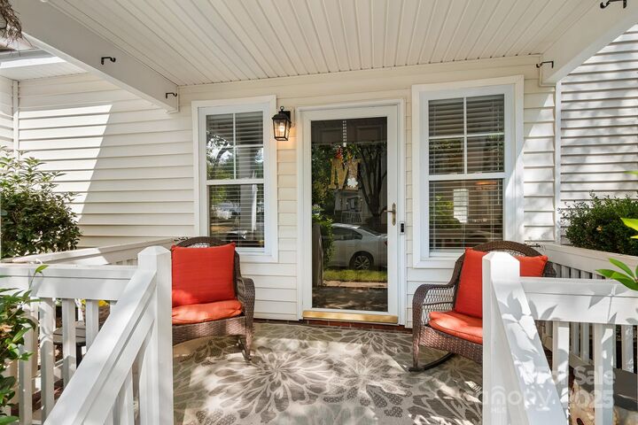 Property Photo:  16907 Bridgeton Lane  NC 28078 