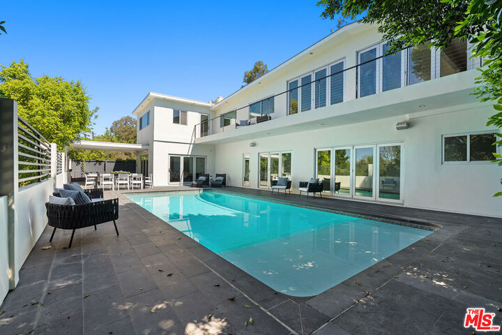 Property Photo: 7470 Woodrow Wilson Dr CA 90046