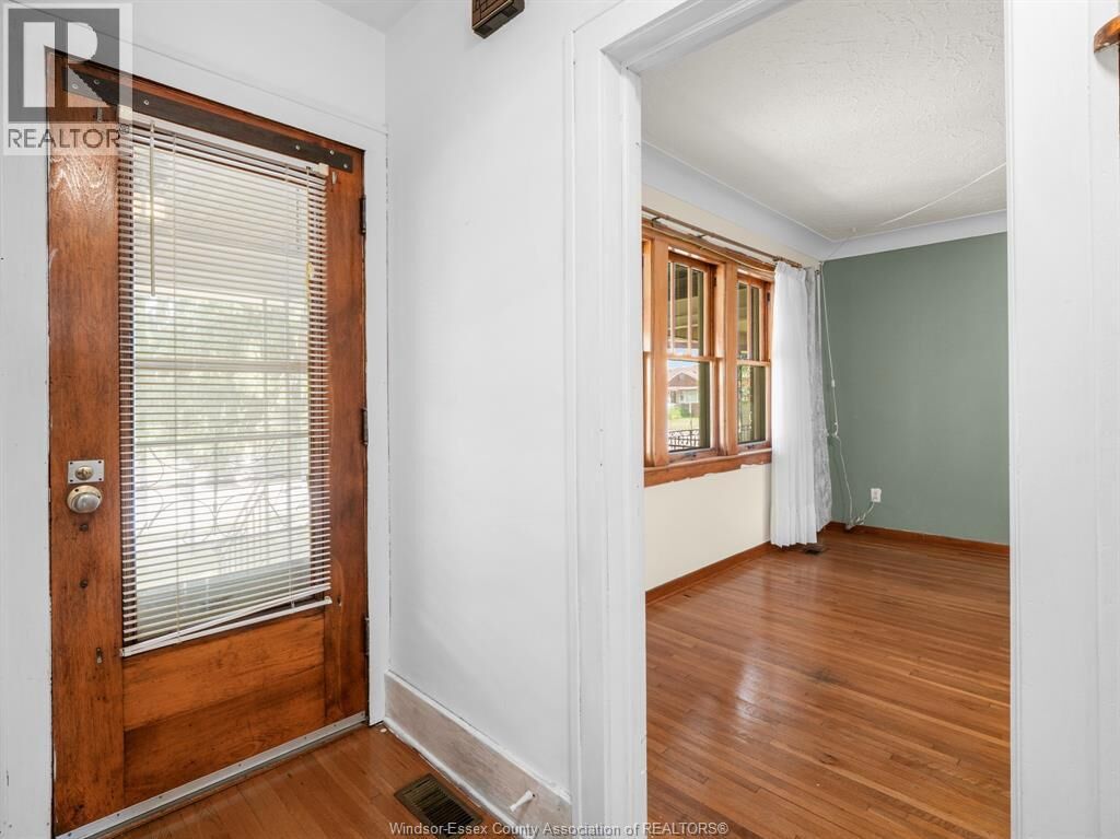 Property Photo:  1481 Benjamin  ON N8X 4N2 