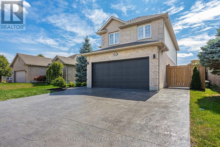 Property Photo:  1075 Blackmaple Court  ON N5Y 5P9 