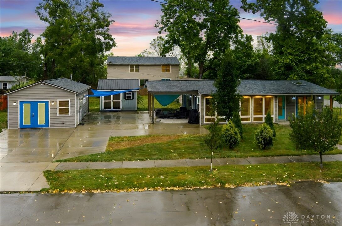 Property Photo:  602 Keystone Court  OH 45387 