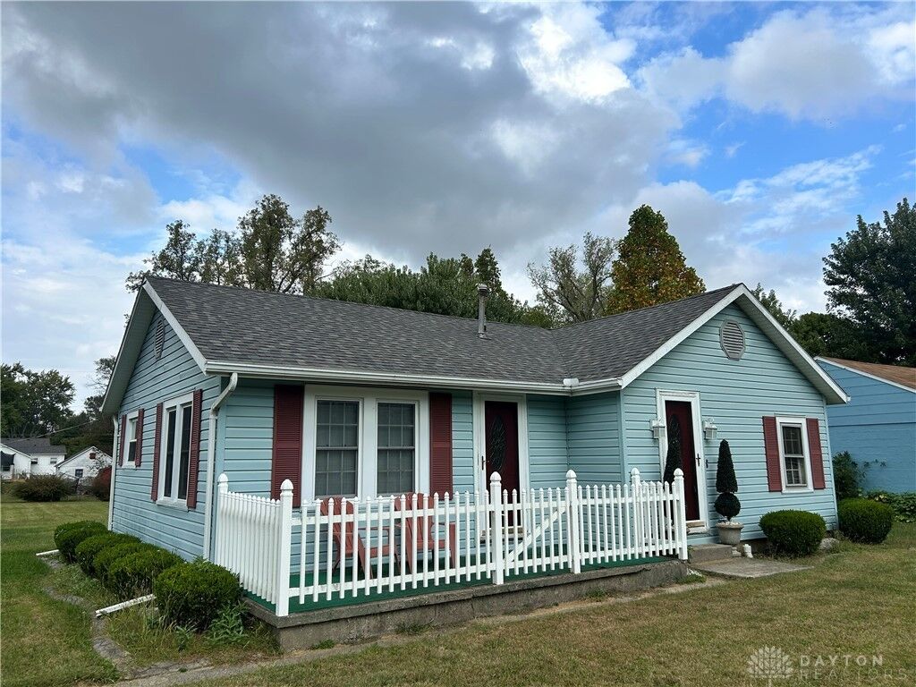 Property Photo:  1209 Spruce Street  OH 45373 