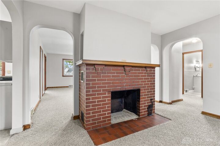 Property Photo:  1002 S Market Street  OH 45373 