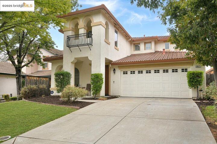 Property Photo:  20521 Sarazen Ln  CA 95363 
