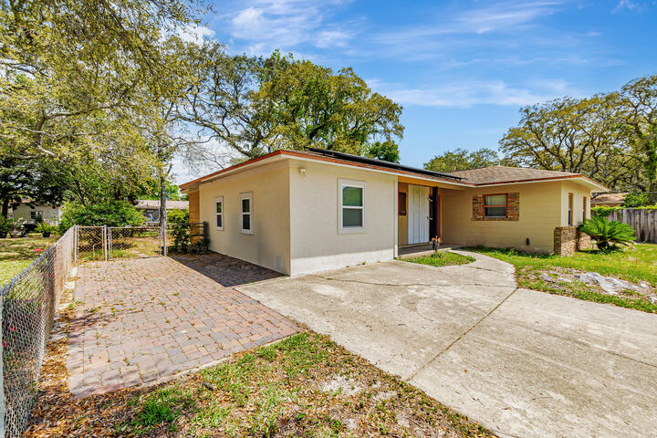 139 NW Jet Drive  Fort Walton Beach FL 32548 photo
