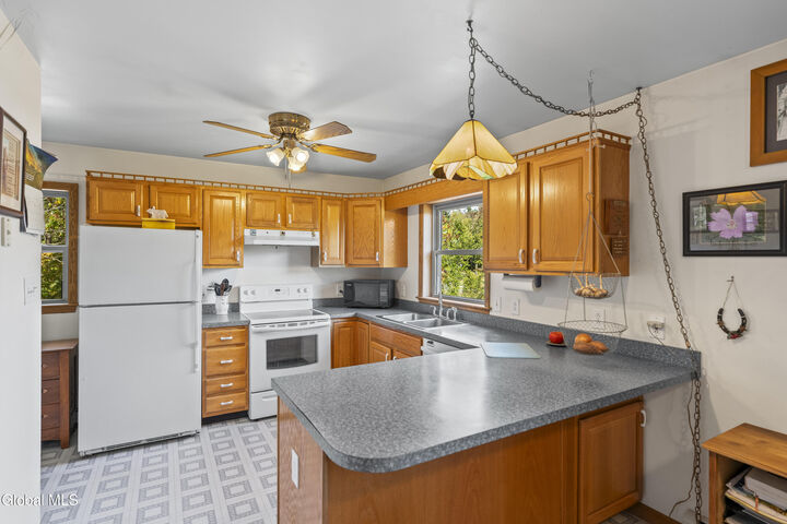 Property Photo:  261 Parkers Corners Road  NY 12306 