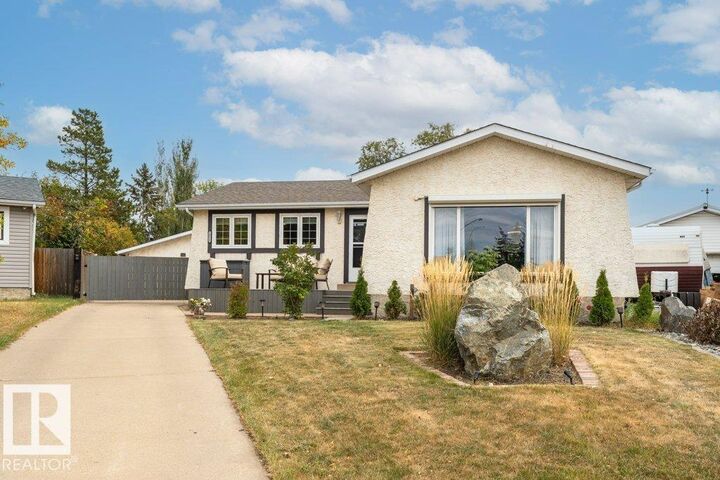 14015 23 Street NW  Edmonton AB T5Y 1C3 photo