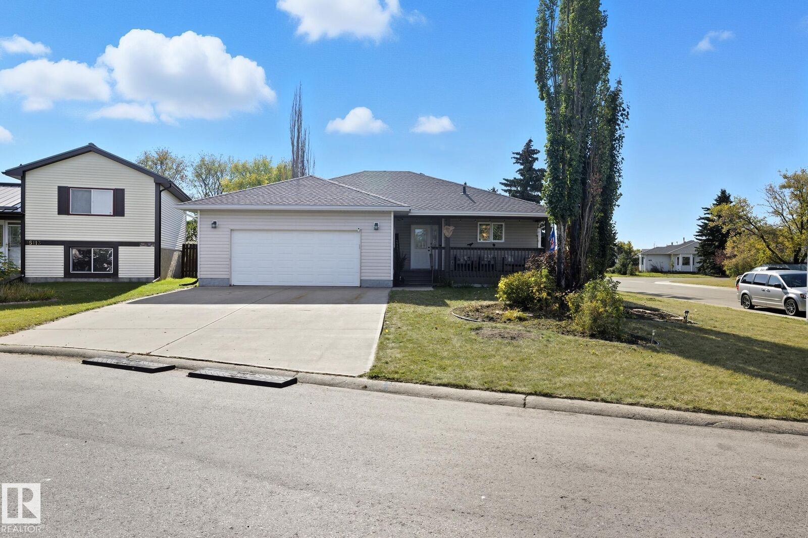 Property Photo: 5109 46 Street AB T0A 0K0