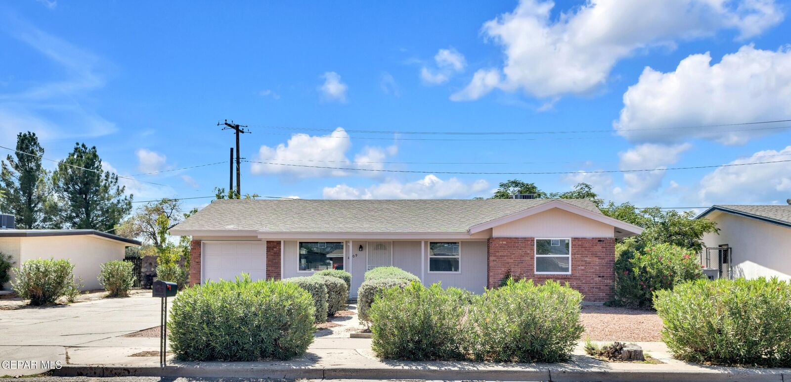 Property Photo:  4609 Skylark Way  TX 79922 