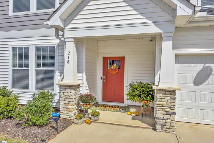 Property Photo:  218 Woodhouse Way  SC 29605 