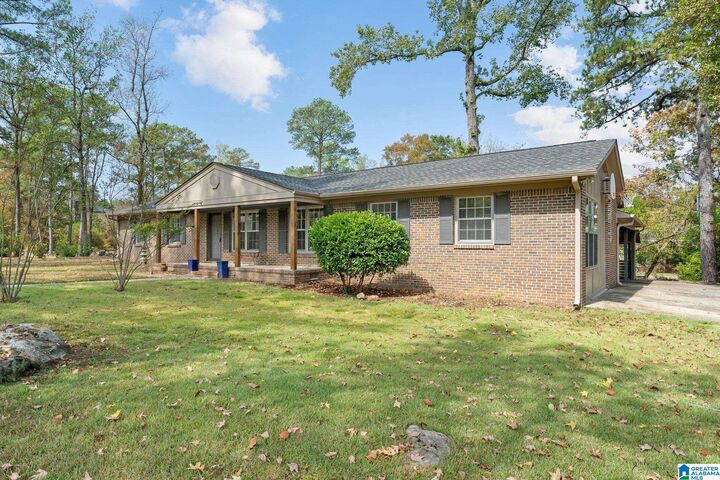 Property Photo:  304 N Burbank Drive  AL 35226 