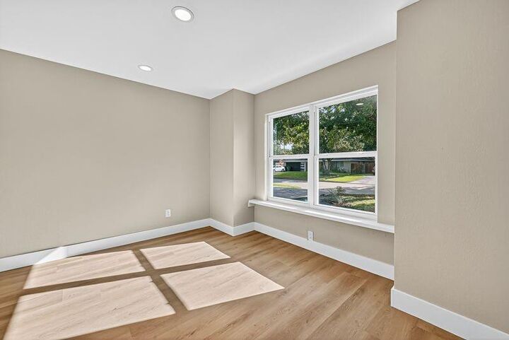 Property Photo:  2019 Spillers Lane  TX 77043 