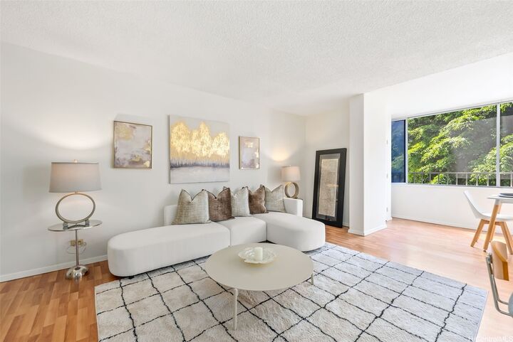 1400 Pensacola Street 505  Honolulu HI 96822 photo