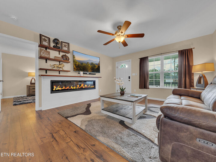 Property Photo:  5406 Tillery Rd  TN 37912 