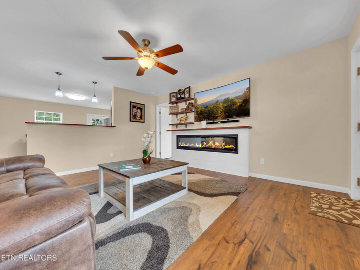 Property Photo: 5406 Tillery Rd TN 37912