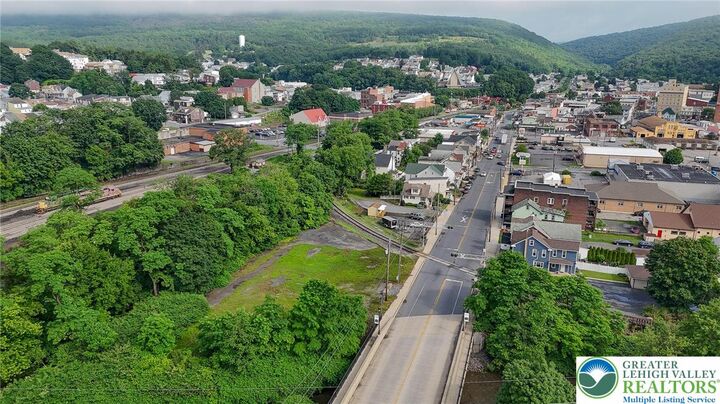 Property Photo:  240 Center Street  PA 18252 
