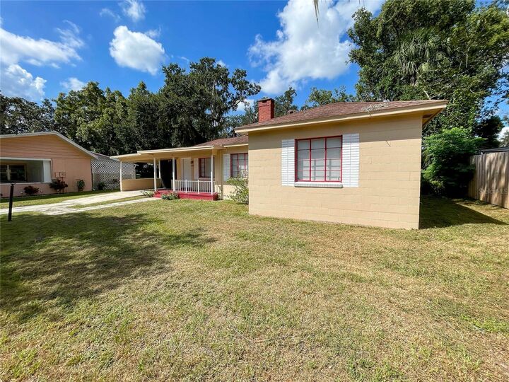 Property Photo: 915 Lee Street FL 34748