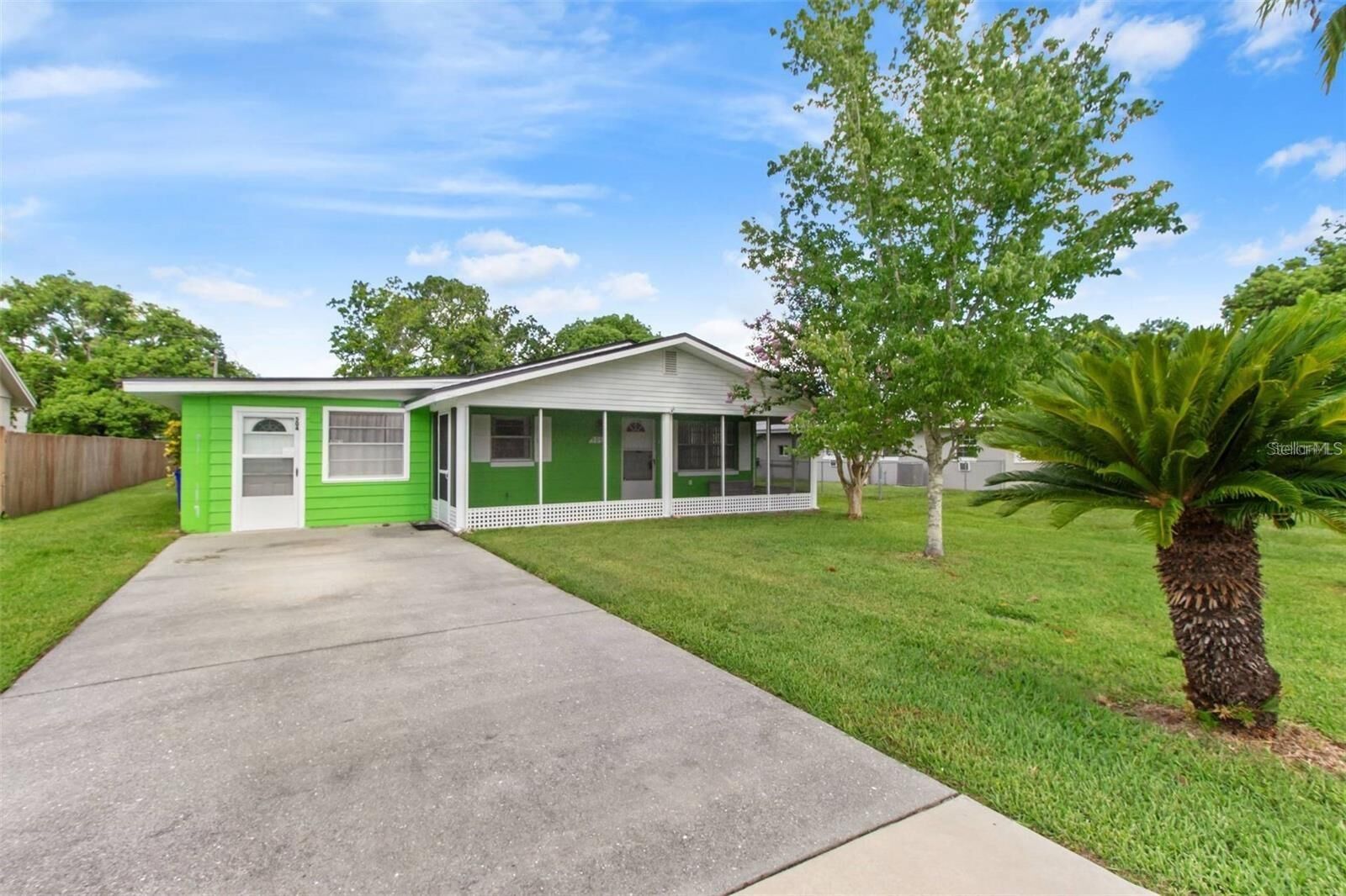 Property Photo:  504 Wyoming Avenue  FL 34769 