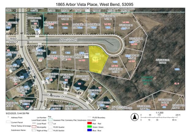 Property Photo:  1865 Arbor Vista Pl  WI 53095 