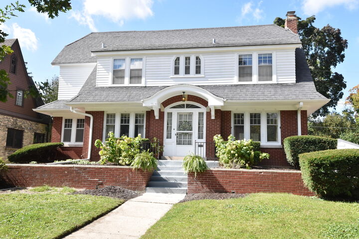 1919 Forest St  Wauwatosa WI 53213 photo