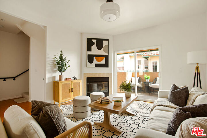 Property Photo:  3711 Baldwin Street 803  CA 90031 