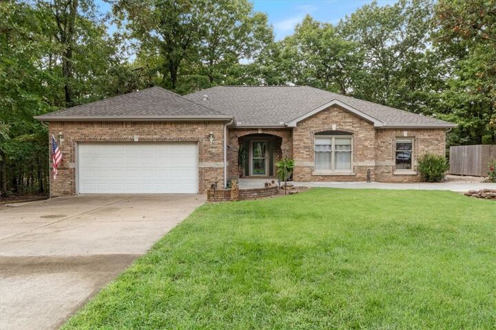 Property Photo: 14 Lochgilphead Lane AR 72715