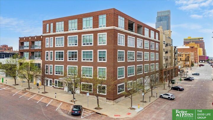 Property Photo: 1502 Jones Street 207 NE 68102-9999